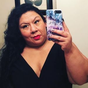 Meet your Posher, Nae